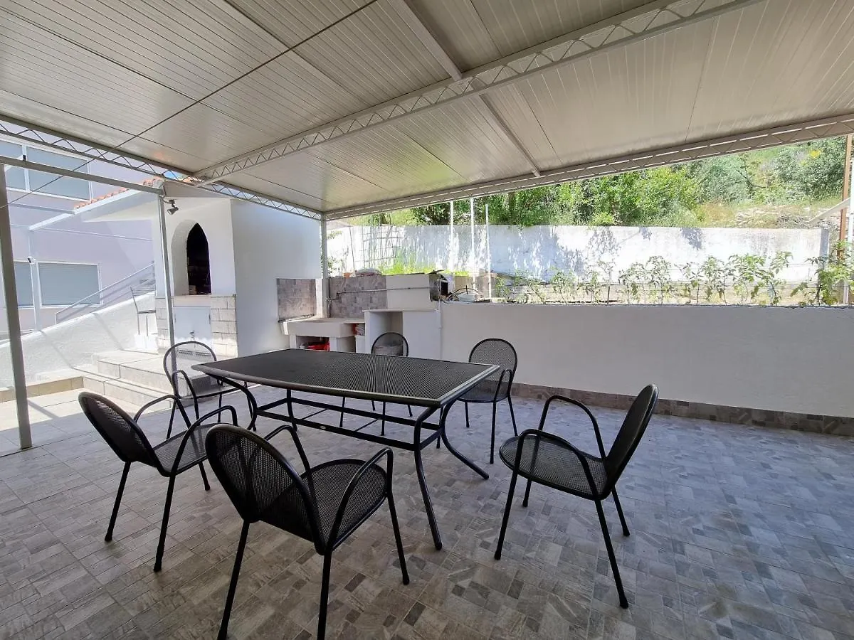 Apartments Ana Trogir