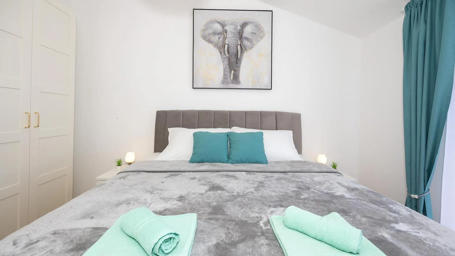 Apartments Ana 트로기르 크로아티아