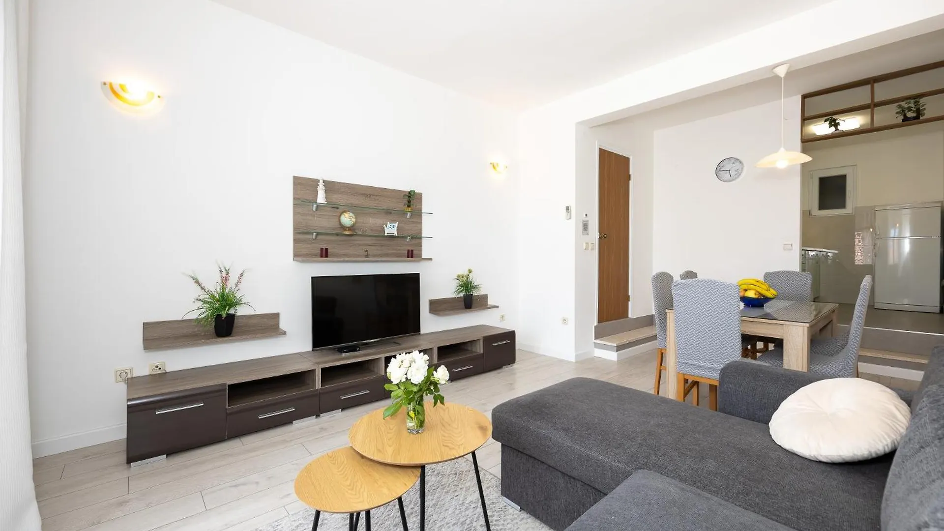 Apartments Ana 트로기르 0*,  크로아티아