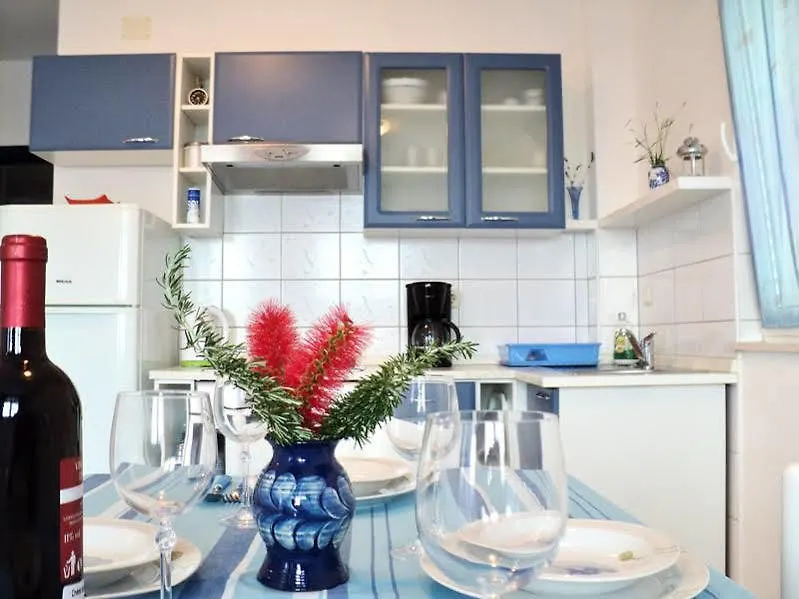 Apartments Ana 트로기르